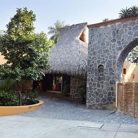 Hotel Casa Don Francisco Zihuatanejo المظهر الخارجي الصورة