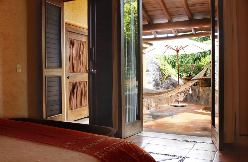 Hotel Casa Don Francisco Zihuatanejo المظهر الخارجي الصورة