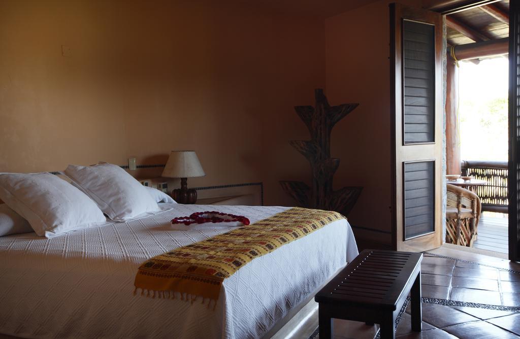 Hotel Casa Don Francisco Zihuatanejo الغرفة الصورة