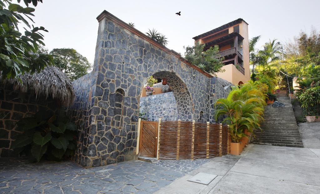 Hotel Casa Don Francisco Zihuatanejo المظهر الخارجي الصورة